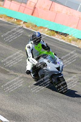 media/Oct-15-2022-TrackXperience (Sat) [[8f70b8b0be]]/Group 2/session 2 turn 3 and 4/